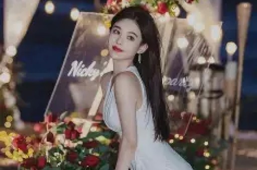 前TVB知名女星又曝大瓜当众被男星伸手进裤子因在海上不敢吭