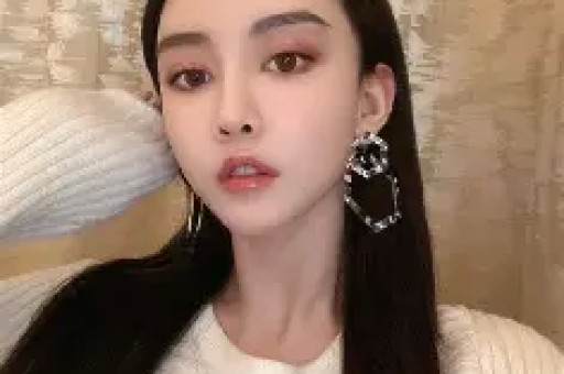 司晓迪风波又升级了！被直接找上门打假。承认照片是乱发的慌忙道歉