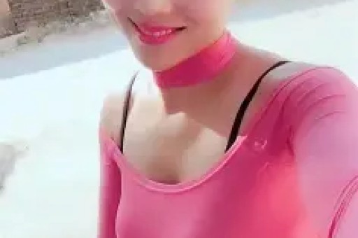 赵露思真算得上内娱第一个因生病塌房的艺人了